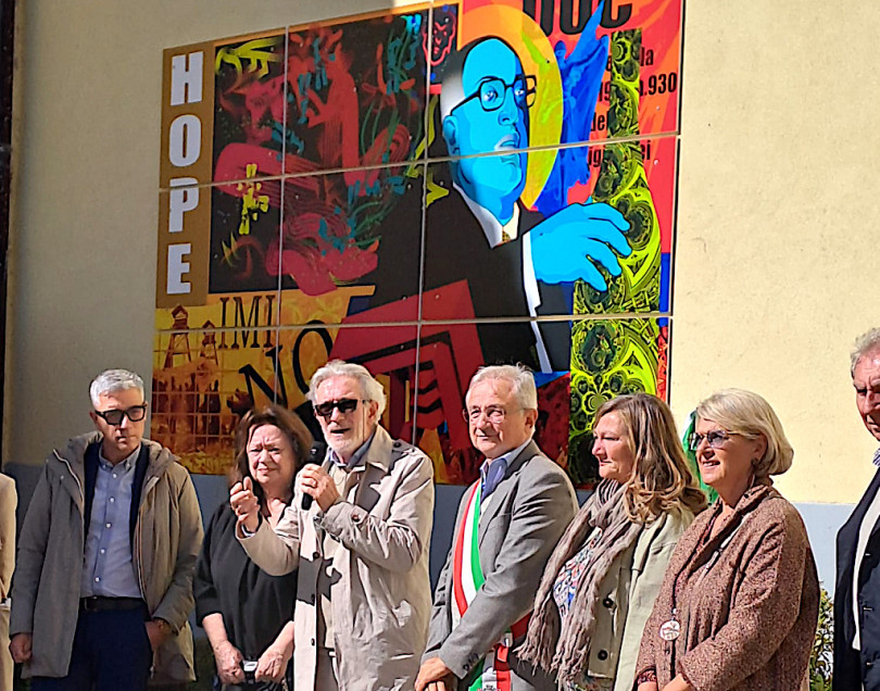 Una tavola artistica dedicata al senatore Paolo Desana